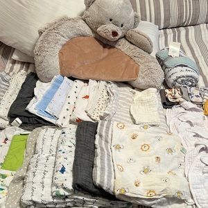 45 piece set of burp rags, bibs, floor mat, and more!